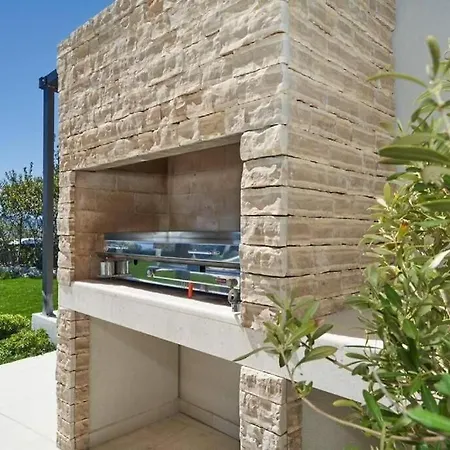 Vlaka Villa Kastel Novi