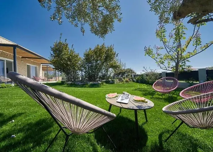 Villa Vlaka *